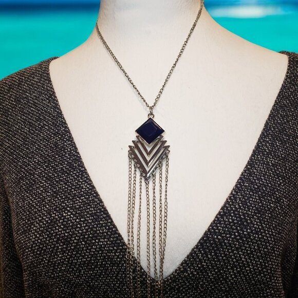 Boho 1980's 18" Silver Tone & Dark Purple Pendant w/ 7 tassels Necklace - Picture 1 of 13